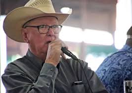 The best of all the auctioneers': Mike Nuss calling the shots for more than  40 years