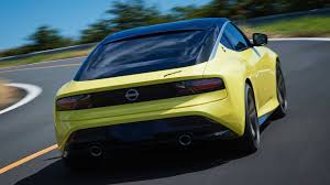 Jun 29, 2021 · prior to the global unveiling of the 2022 nissan z on august 17, a pair of prototypes have been spied testing in miami, arizona. 2022 Nissan Z Has 400 Hp Costs 34 995 As Insider Spills The Beans