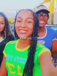 Ziana Campbell Traveller