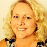 Jane Tyler's Instagram, Twitter & Facebook