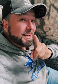 Bailey Barrett's Instagram, Twitter & Facebook