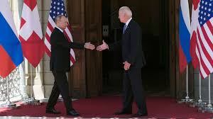 Biden extended his hand first. Exwq5yhy1wevpm