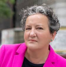 Tracie Porter's Instagram, Twitter & Facebook