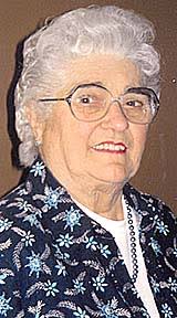 Lois Bode's Instagram, Twitter & Facebook