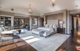 La Almayis Onluyu Da Gotunu Siktir In 2020 Luxury Bedroom Master Luxury Bedroom Design Luxurious Bedrooms