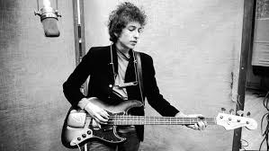 Hammond, who had earlier signed dylan to the label, a decision which was at the time controversial.the album primarily features folk standards, but also includes two original compositions, talkin' new. Ruhmeshalle Bob Dylan Highway 61 Revisited Ruhmeshalle Musik Puls