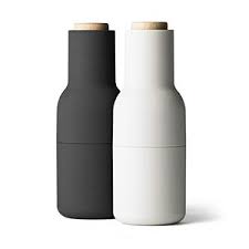 Ikea Hack Vom Billy Regal Zum Kuchenschrank Im Scandi Stil Blog Dreieckchen In 2020 Billy Regal Flaschen Regal Flaschenregal