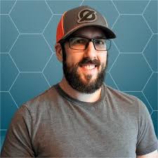 I'm thrilled to announce that I've joined the creative Brand, Content, and  Community team at Drata, where I'll lead strategy and support some  absolutely wonderful people 🤘