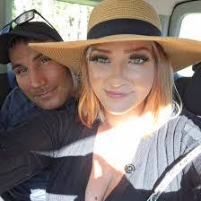 Ashley Defazio's Instagram, Twitter & Facebook