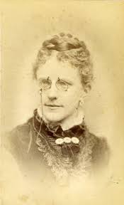 Susanna Adams's Instagram, Twitter & Facebook