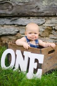 One Year Old Picture Idea I Love Baby Pictures 1st Birthday Pictures First Birthday Pictures One Year Pictures