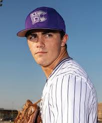 Cassidy Ball's Instagram, Twitter & Facebook