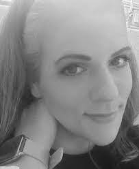 Molly Shew's Instagram, Twitter & Facebook