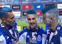 Fábio vieira né le 30 mai 2000 à santa maria da feira au portugal, est un footballeur portugais qui natif de santa maria da feira au portugal, fábio vieira est formé par le fc porto, qu'il rejoint très tôt. Brandao On Twitter