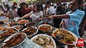 Simak ulasan tentang √ doa berbuka puasa sesuai sunnah rasulullah, √ bacaan doa berbuka puasa arab, latin dan artinya lengkap berikut. Jadwal Buka Puasa Hari Ini Sabtu 17 April 2021