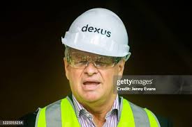 19 Photos & High Res Pictures