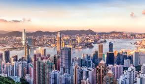建立旅行泡泡不僅僅是為了滿足人們跨境旅行的需求，更是為了重啟遭到疫情重創的經濟。歐洲的氣泡機制受到了疫情反覆的挑戰。 跨國旅行停滯對全球經濟產生了深遠影響。 世界旅遊和旅遊理事會（world travel and tourism council）估計，約十分之一的工作與旅遊業有關。 é¦™æ¸¯æ–°åŠ å¡ æ—…éŠæ°£æ³¡ çµ‚æ¥µæŒ‡å— æ¸¯æ˜Ÿ æ—…éŠæ°£æ³¡ 11æœˆ22æ—¥å¯¦æ–½æ¯æ—¥ä¸€èˆª