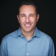 Andrew Kraska's Instagram, Twitter & Facebook