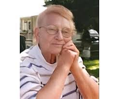 Tammy Holbrook's Instagram, Twitter & Facebook