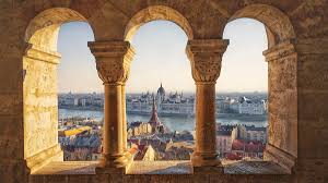 Budapest: City Highlights Cruise With Welcome Drink | Getyourguide