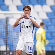 Con Nico Paz y Perrone, el Como busca afianzarse en zona de Copas europeas ante el Genoa de De Rossi