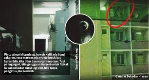 Mula dibuka pada november 2002, kolej ini terdiri dari 4 blok, iaitu blok 3a dan 3b mempunyai ketinggian 4 tingkat dengan muatan 4 orang sebilik. Tiada Pilihan Terpaksa Duduk Hostel Ceruk Tak Sangka Itu Kawasan Laluan Bunian My Info Maya