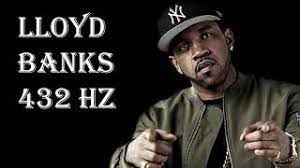Your head goes round n' round. When The Chips Are Down Von Lloyd Banks Laut De Song