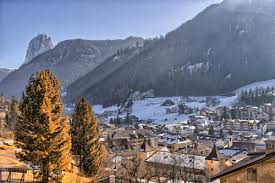 Isolde kostner of italy won her first race since 2001. Vivere La Montagna Parla Isolde Kostner Ville Casali
