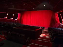 The largest movie theater seating capacity is the astor theatre in melbourne which seats 1,150 people. The 50 Most Beautiful Cinemas In The World