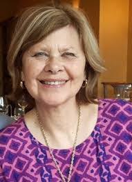 Ellen Moro's Instagram, Twitter & Facebook