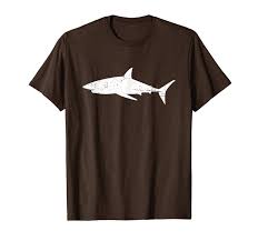 amazon com vintage distressed style mako shark t shirt