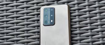 It is rumored to be available at a starting price of rs 117,490. Huawei P40 Pro Plus Im Test Das Smartphone Mit 10 Fach Optischem Zoom