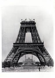 Bolting the joint of two crossbowmen.(c): Travaux De Construction De La Tour Eiffel 1888 Beruhmte Fotos Historische Fotos Fotoideen