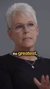 Jamie Lee Curtis tells Colin Farrell why sobriety must come first.