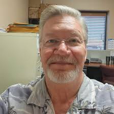 Very tasty Burger and Fries, today, at the Press Box..