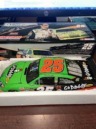 2019 nascar authentics wave 10 jimmie johnson ally chevy camaro 1/64 nascar authentics chase elliot geico 500 raced version 2019 wave 9 1:64 diecast. Diecast Toy Vehicles 2019 Wave 7 Brad Keselowski Autotrader 1 64 Nascar Authentics Diecast 1 Combine Dpskhanapara