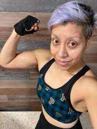 Good morning my dear friend ❤️🤗😘 we have exercises, we swing  biceps😅💪😍🥰