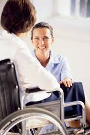 Le Role De L Aide A Domicile Consiste A Apporter Un Soutien A Des Personnes Souvent Seules Ou Temporaire Aide Soignante Devenir Aide Soignante Aide A Domicile