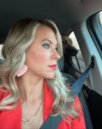 Leslie Fabris, Mary Kay Independent Senior Sales Director