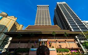 Sebagai sebuah bank islamik, bank muamalat malaysia berhad menawarkan produk dan perkhidmatan islamik kepada individu dan juga pelanggan korporat. Bank Muamalat Hq Jalan Melaka Branch Resume Operations