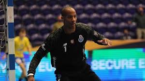 Alfredo quintana sofreu paragem cardiorrespiratória handball. Rei Da Baliza Do Andebol Do Fc Porto Traido Pelo Coracao Desporto Correio Da Manha