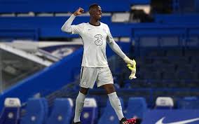 Edouard mendy (montivilliers, 1º marzo 1992) è un calciatore senegalese con cittadinanza francese, portiere del chelsea e della nazionale senegalese Chelsea Receive Champions League Final Injury Boost As Edouard Mendy And N Golo Kante Take Part In Training