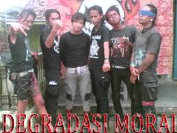 Sedangkan, moral adalah cerminan hidup bagi penegak bangsa. Degradasi Moral Degradasi Moral Youtube