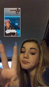 Lacy Boswell's Instagram, Twitter & Facebook