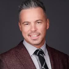 Michele Youngblood's Instagram, Twitter & Facebook