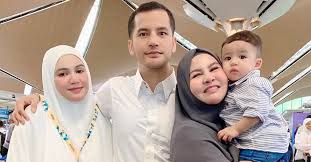 Penerangan daripada bonda rozita ibrahim tentang kurma dhuha. Jangan Harap Kesetiaan Dari Orang Yang Tak Setia Bonda Rozita Ibrahim Perli Isteri Aliff Syukri