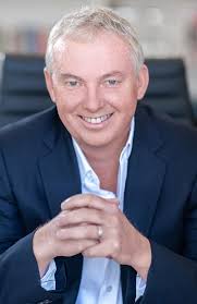 Family honours Geelong psychologist Chris Mackey's 'selfless' legacy