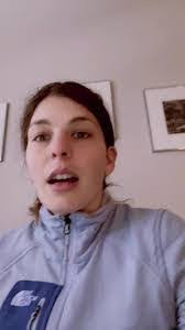 Lisa Michalowski's Instagram, Twitter & Facebook