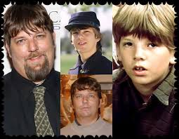 James Robert "Jim-Bob" Walton (David W. Harper), youngest Walton son;  mechanically inclined, his ambition is to become a pilot. His twin brother,  Joseph Zebulon Walton, died at birth. Jim Bob would do