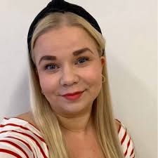 ✨ Hieman häkeltynein ja jännittynein fiiliksin teen tätä postausta, sillä… 